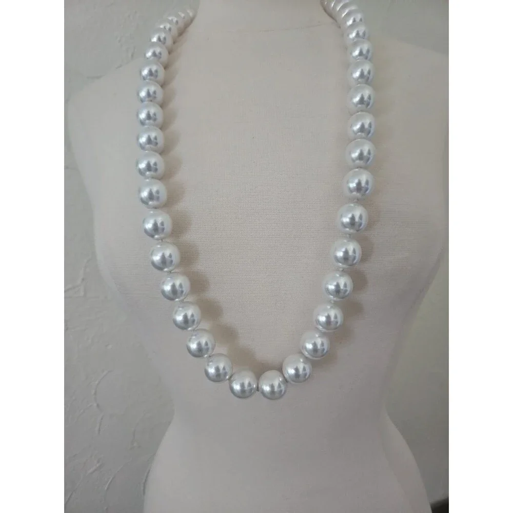 Vintage Kenneth Lane 36
